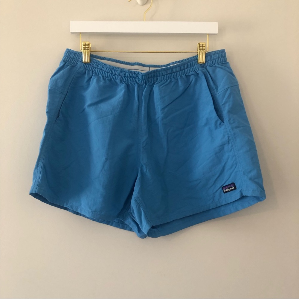 Patagonia baggie shorts, blue, EUC